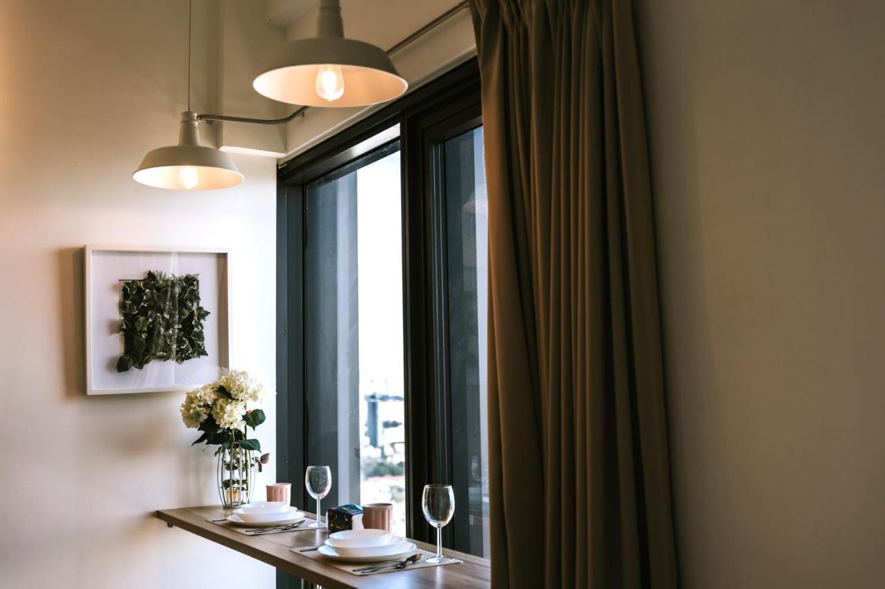 Muji Studio 2 - Seaview At 218 Tropicana Near Komtar Food Heaven With Netflix & Tv Box George Town Extérieur photo
